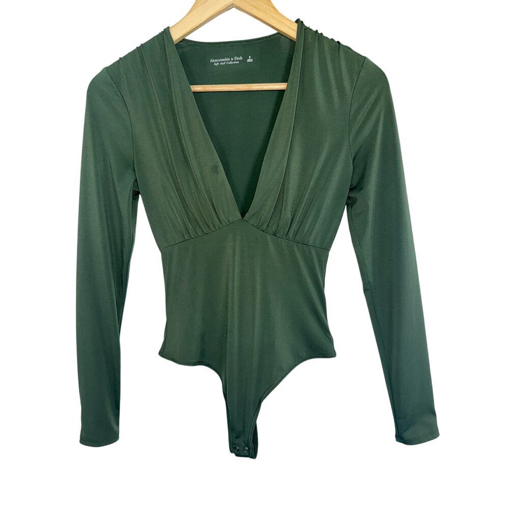 Abercrombie & Fitch Soft AF Green V-Neck Long Sleeve Bodysuit Top Womens Size S